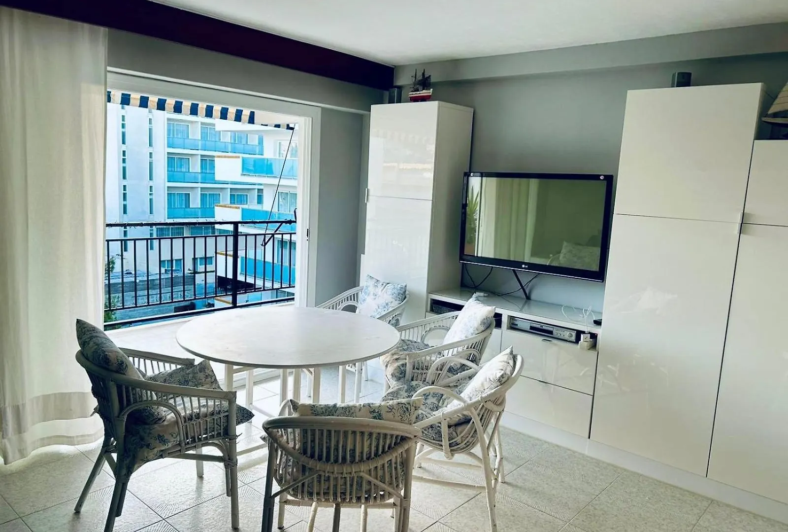 Rhasimar Salou Centro Apartment 0*,  Spain